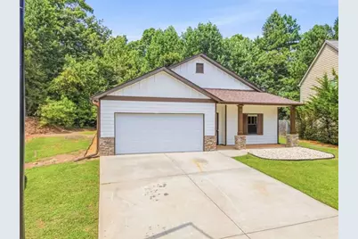 752 Stable View Loop, Dallas, GA 30132 - Photo 2