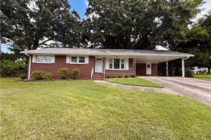 1276 Robin Rd NE, Conyers, GA 30012 - Photo 6