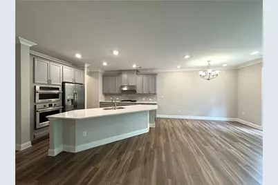 1468 Edgebrook Court NE, Atlanta, GA 30329 - Photo 8