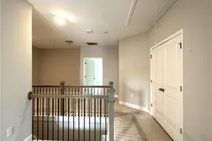 1468 Edgebrook Ct NE, Atlanta, GA 30329 - Photo 18