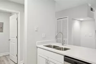 100 Pinhurst Dr, Atlanta, GA 30339 - Photo 1