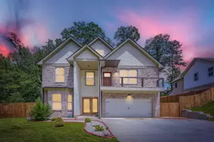 658 Rockbridge Rd NW, Lilburn, GA 30047 - Photo 4