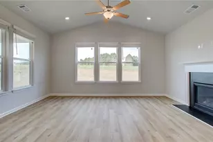 536 Redcrest Dr, Locust Grove, GA 30248 - Photo 16