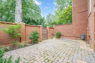420 Jefferson Circle, Sandy Springs, GA 30328 - Photo 40