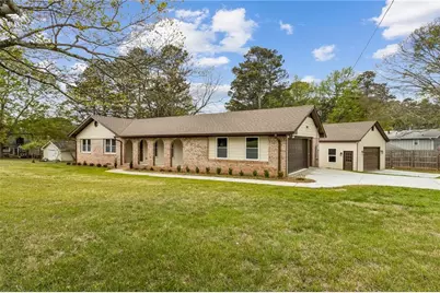 2526 Hamill Drive, Buford, GA 30519 - Photo 4