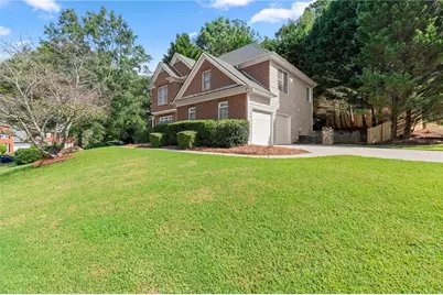 3162 Vickery Drive NE, Marietta, GA 30066 - Photo 2