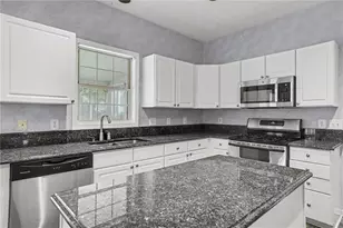525 Cogburn Ridge Way, Alpharetta, GA 30004 - Photo 8