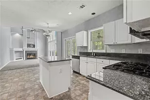 525 Cogburn Ridge Way, Alpharetta, GA 30004 - Photo 2