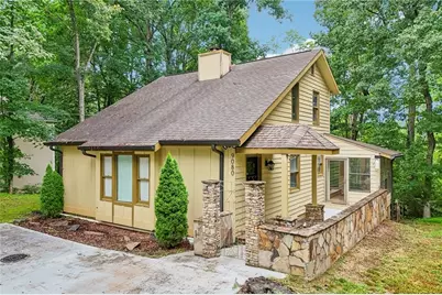 9080 Pine Tree Circle, Gainesville, GA 30506 - Photo 1
