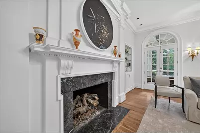 400 Windship Place, Sandy Springs, GA 30327 - Photo 6