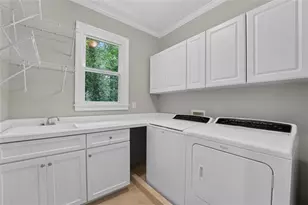 1875 Meredith Dr NW, Atlanta, GA 30318 - Photo 36