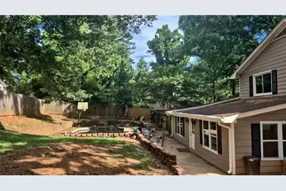 538 Cole Drive SW, Lilburn, GA 30047 - Photo 24