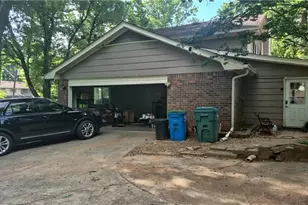538 Cole Dr SW, Lilburn, GA 30047 - Photo 6