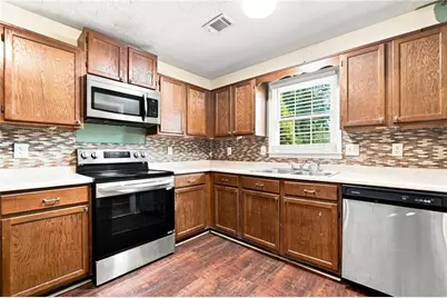 135 Sterling Court, Alpharetta, GA 30004 - Photo 12