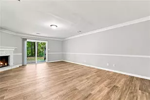 135 Sterling Ct, Alpharetta, GA 30004 - Photo 14