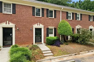 135 Sterling Ct, Alpharetta, GA 30004 - Photo 1