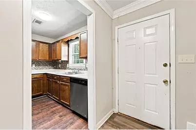 135 Sterling Court, Alpharetta, GA 30004 - Photo 8