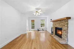 750 Allens Landing Dr, Lawrenceville, GA 30045 - Photo 14