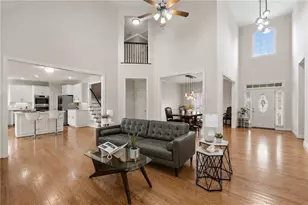 116 Royal Oaks Dr, Canton, GA 30115 - Photo 4