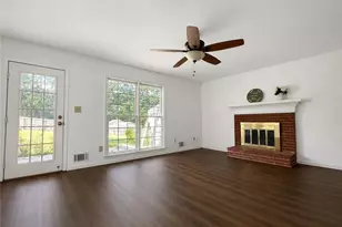 2004 Tyler Trce, Lawrenceville, GA 30043 - Photo 4