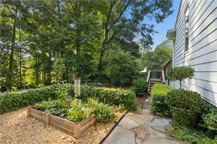 4091 Peachtree Dunwoody Rd NE, Atlanta, GA 30342 - Photo 48