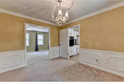 567 Planters Row SW, Lilburn, GA 30047 - Photo 16