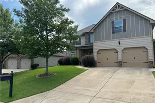 1560 Walking Horse Trail, Cumming, GA 30041 - Photo 2