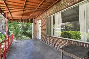 1515 Beech Valley Way NE, Atlanta, GA 30306 - Photo 4
