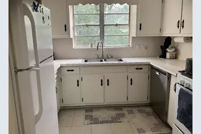 1515 Beech Valley Way NE, Atlanta, GA 30306 - Photo 10