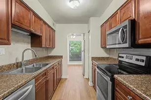 6350 Hawthorne Terrace, Peachtree Corners, GA 30092 - Photo 18