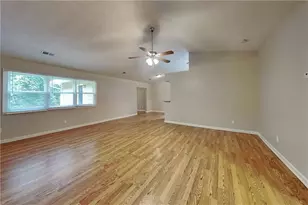 1719 Colemans Landing, Woodstock, GA 30188 - Photo 4