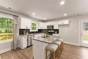 347 Shalloway Dr NE, Kennesaw, GA 30144 - Photo 2