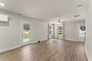 347 Shalloway Dr NE, Kennesaw, GA 30144 - Photo 18
