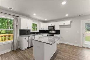 347 Shalloway Dr NE, Kennesaw, GA 30144 - Photo 2