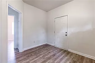 987 Dimmock St SW, Atlanta, GA 30310 - Photo 6