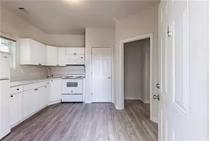 987 Dimmock St SW, Atlanta, GA 30310 - Photo 2