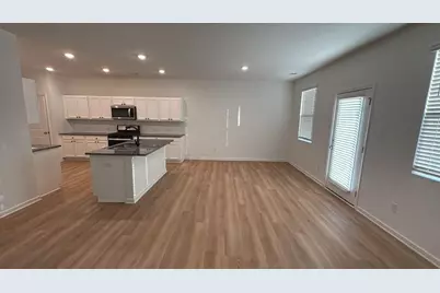 5610 Flint Lane N, Cumming, GA 30028 - Photo 8