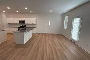 5610 Flint Ln N, Cumming, GA 30028 - Photo 8