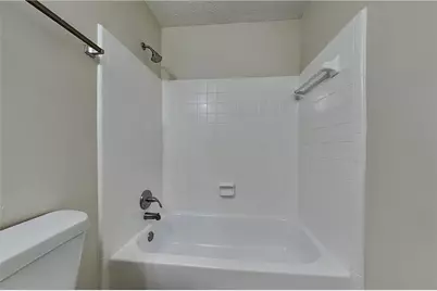 3253 Glynn Mill Drive, Snellville, GA 30039 - Photo 16