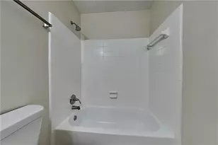 3253 Glynn Mill Dr, Snellville, GA 30039 - Photo 16