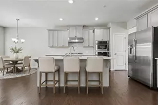 385 Provenance Dr, Sandy Springs, GA 30328 - Photo 4