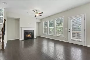 385 Provenance Dr, Sandy Springs, GA 30328 - Photo 14