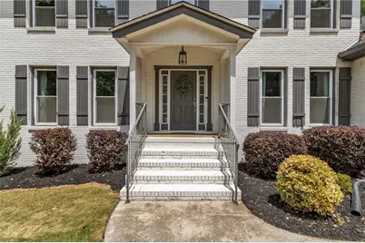135 London Berry Court, Tyrone, GA 30290 - Photo 4