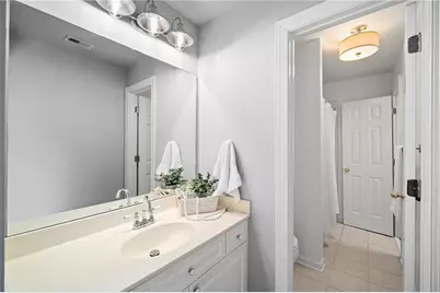 710 Lake Medlock Drive, Johns Creek, GA 30022 - Photo 38