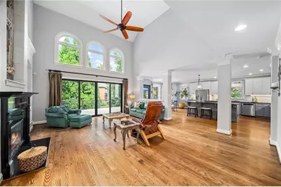 710 Lake Medlock Drive, Johns Creek, GA 30022 - Photo 14
