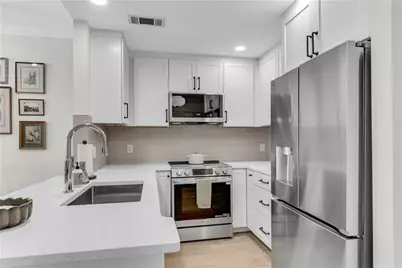 1101 Juniper Street NE #1020, Atlanta, GA 30309 - Photo 8