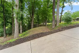 103 Mandalay Rd, Gainesville, GA 30501 - Photo 46