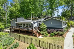 103 Mandalay Rd, Gainesville, GA 30501 - Photo 8