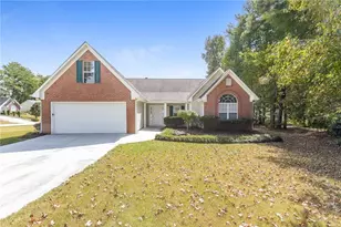 2725 Lenora Springs Dr, Snellville, GA 30039 - Photo 1