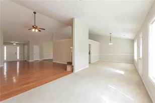 2725 Lenora Springs Dr, Snellville, GA 30039 - Photo 8
